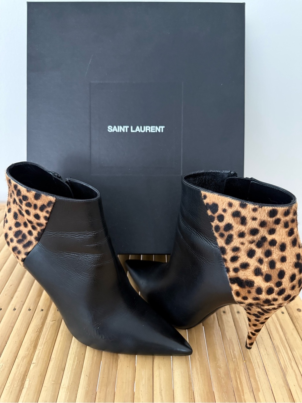 Saint Laurent Black Leather Ankle Boots with Leopard Calf Hair - EU 39/Size 8
